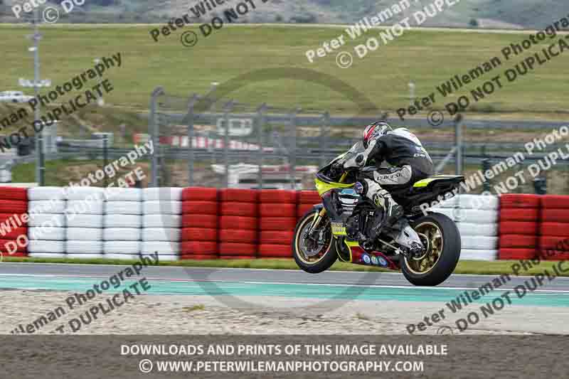 cadwell no limits trackday;cadwell park;cadwell park photographs;cadwell trackday photographs;enduro digital images;event digital images;eventdigitalimages;navarra;no limits trackdays;peter wileman photography;racing digital images;trackday digital images;trackday photos